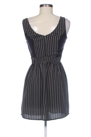Kleid H&M Divided, Größe XS, Farbe Mehrfarbig, Preis € 14,83