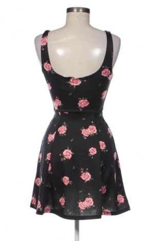 Šaty  H&M Divided, Velikost XS, Barva Vícebarevné, Cena  367,00 Kč