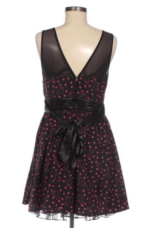 Kleid Hot Topic, Größe M, Farbe Mehrfarbig, Preis 55,20 €