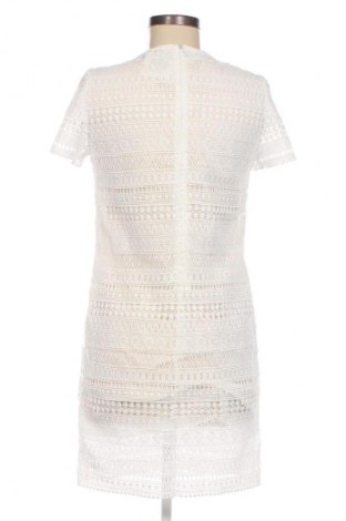 Kleid Mango, Größe S, Farbe Weiß, Preis € 17,00