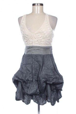 Kleid Miso, Größe M, Farbe Mehrfarbig, Preis € 14,91