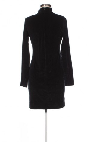 Rochie Moe, Mărime L, Culoare Negru, Preț 422,99 Lei