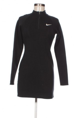 Šaty  Nike, Velikost S, Barva Černá, Cena  489,00 Kč