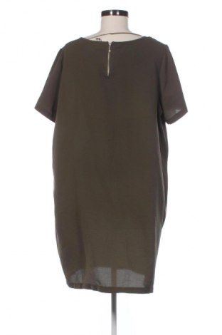 Kleid ONLY Carmakoma, Größe XL, Farbe Grün, Preis 24,49 €