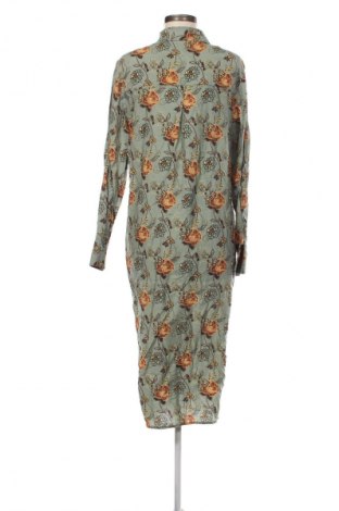 Kleid Object, Größe M, Farbe Mehrfarbig, Preis 24,49 €