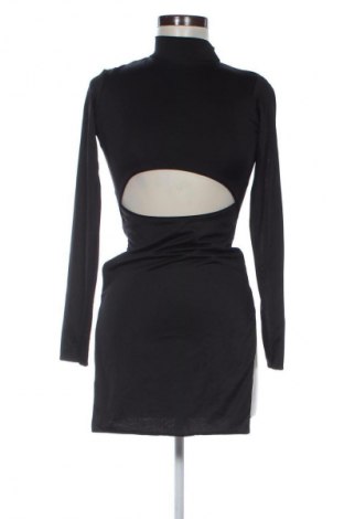 Šaty  Pretty Little Thing, Velikost XS, Barva Černá, Cena  469,00 Kč