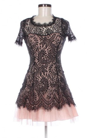 Kleid Rinascimento, Größe XS, Farbe Mehrfarbig, Preis 40,99 €
