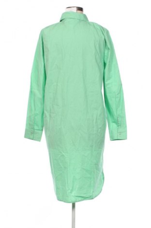 Kleid Saint Tropez, Größe M, Farbe Grün, Preis 74,99 €