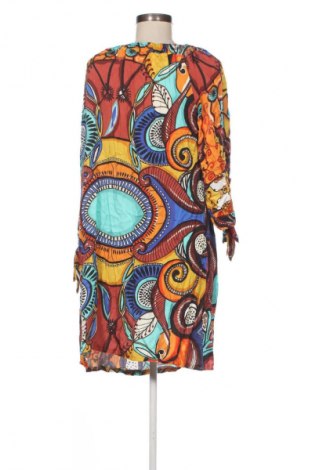 Kleid She, Größe M, Farbe Mehrfarbig, Preis 31,99 €
