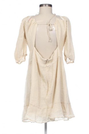 Kleid Showpo, Größe XXL, Farbe Beige, Preis 24,49 €