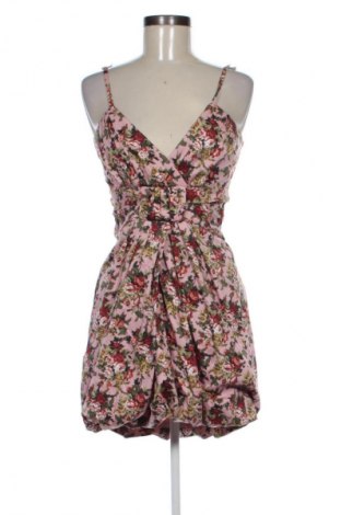 Kleid Sisters Point, Größe S, Farbe Mehrfarbig, Preis 19,99 €