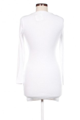 Ruha Unbranded, Méret M, Szín Fehér, Ár 5 688 Ft
