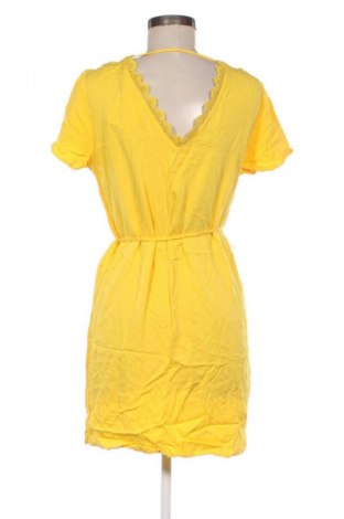 Kleid VILA, Größe M, Farbe Gelb, Preis € 13,81