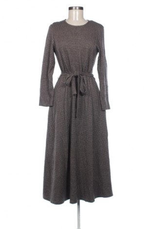 Рокля Weekend Max Mara, Размер M, Цвят Многоцветен, Цена 185,06 лв.