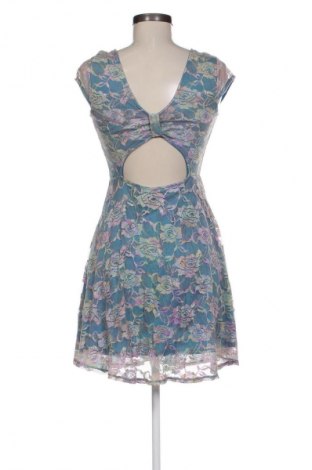 Kleid Xhilaration, Größe M, Farbe Mehrfarbig, Preis 14,83 €