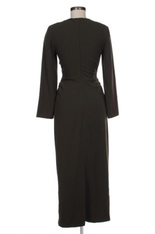Рокля Zara, Размер XS, Цвят Зелен, Цена 53,55 лв.