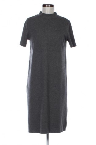 Φόρεμα Zara Trafaluc, Μέγεθος M, Χρώμα Γκρί, Τιμή 30,99 €