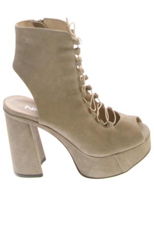 Sandalen Navvi, Größe 38, Farbe Beige, Preis € 23,99
