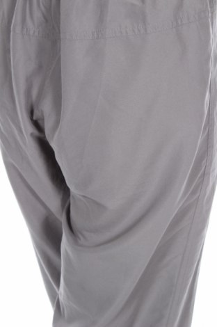 Дамски спортен панталон, Размер L, Цвят Сив, Цена 6,00 лв.