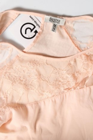 Damen Shirt Bershka, Größe S, Farbe Rosa, Preis 18,09 €