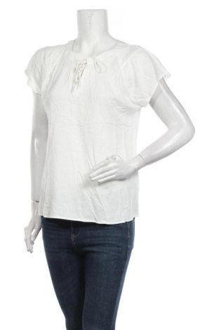 Дамска блуза S.Oliver, Размер M, Цвят Бял, Вискоза, Цена 20,65 лв.