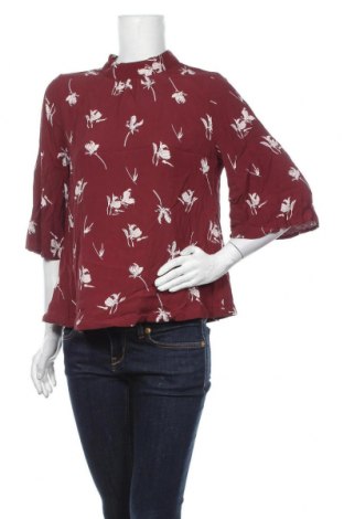 Damen Shirt Saint Tropez, Größe S, Farbe Rot, Viskose, Preis 18,09 €