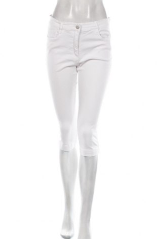 Damen Jeans Brax, Größe M, Farbe Weiß, 91% Baumwolle, 7% Polyester, 2% Elastan, Preis 29,23 €