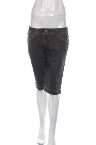 Γυναικείο κοντό παντελόνι Sisley, Μέγεθος XL, Χρώμα Μπλέ, 99% βαμβάκι, 1% ελαστάνη, Τιμή 19,79 €