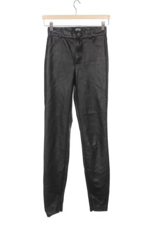 Γυναικείο παντελόνι δερμάτινο Zara Trafaluc, Μέγεθος XS, Χρώμα Μαύρο, Δερματίνη, Τιμή 29,23 €