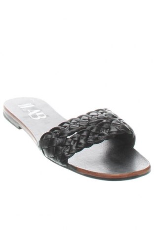 Papuci Answear, Mărime 35, Culoare Negru, Preț 70,92 Lei