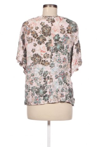 Дамска блуза, Размер S, Цвят Многоцветен, Цена 19,00 лв.