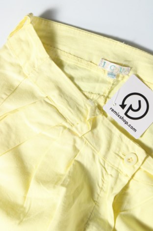 Дамски къс панталон, Размер S, Цвят Жълт, Цена 10,00 лв.