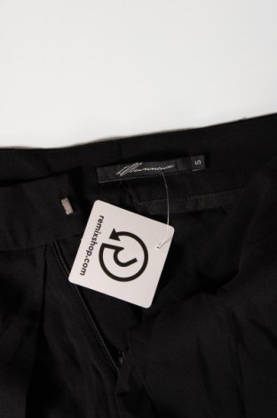 Дамски къс панталон Illumminee, Размер S, Цвят Черен, Цена 3,60 лв.