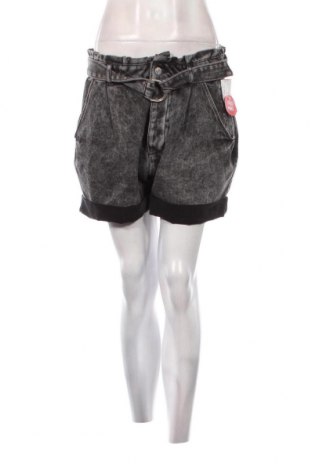 Damen Shorts Pimkie, Größe L, Farbe Grau, Preis € 15,98