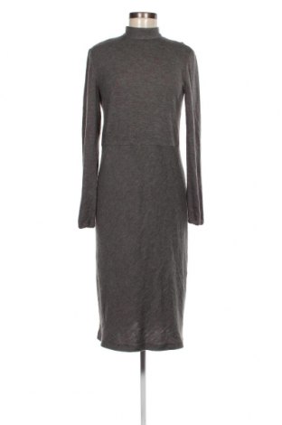 Kleid, Größe XS, Farbe Grau, Preis 2,62 €
