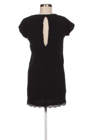 Φόρεμα Minimum, Μέγεθος XS, Χρώμα Μαύρο, Τιμή 4,38 €