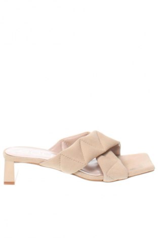 Hausschuhe, Größe 37, Farbe Beige, Preis € 13,99