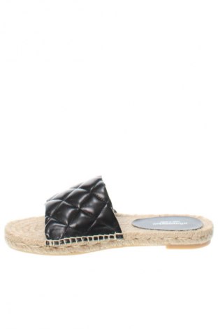 Papuci Jeffrey Campbell, Mărime 37, Culoare Negru, Preț 107,99 Lei