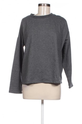 Damen Shirt Bench, Größe M, Farbe Grau, Preis € 4,99