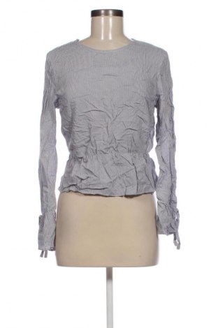 Damen Shirt Bershka, Größe M, Farbe Mehrfarbig, Preis € 3,99