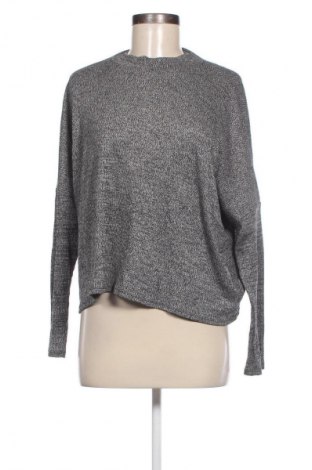 Dámska blúza H&M Divided, Veľkosť L, Farba Sivá, Cena  3,95 €