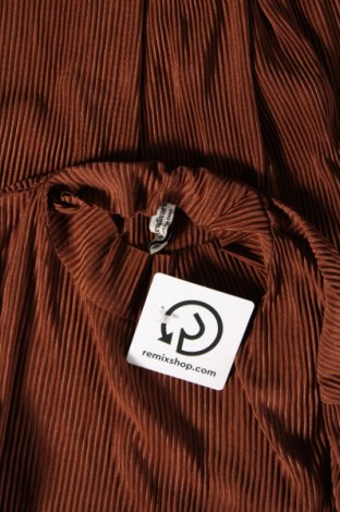 Damen Shirt Stradivarius, Größe L, Farbe Braun, Preis € 3,99