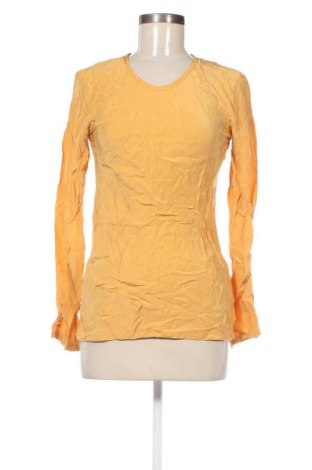 Damen Shirt Uniqlo, Größe S, Farbe Gelb, Preis 23,99 €