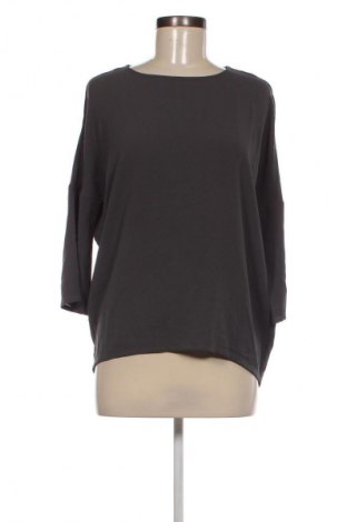 Damen Shirt Vero Moda, Größe XS, Farbe Grau, Preis € 3,99