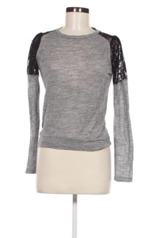 Damen Shirt Zara Trafaluc, Größe S, Farbe Grau, Preis 6,49 €