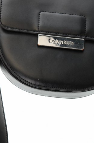 Geantă de femei Calvin Klein, Culoare Negru, Preț 394,99 Lei