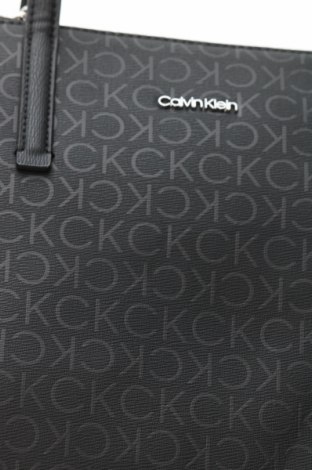 Geantă de femei Calvin Klein, Culoare Negru, Preț 436,99 Lei