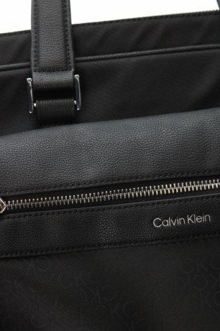 Damentasche Calvin Klein, Farbe Schwarz, Preis 132,99 €