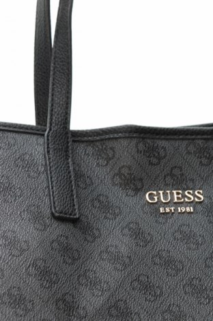 Γυναικεία τσάντα Guess, Χρώμα Γκρί, Τιμή 81,99 €