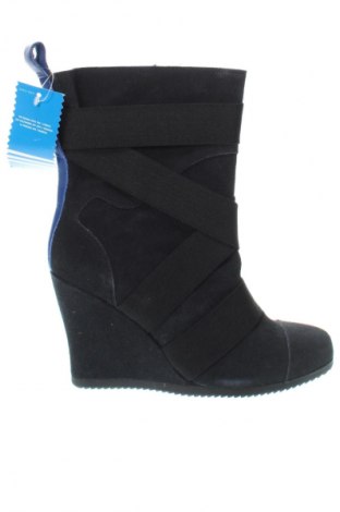 Botine de damă Adidas Originals, Mărime 38, Culoare Albastru, Preț 216,99 Lei